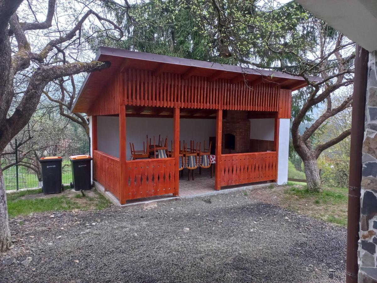 Casa De Vacanta Perla Colibitei Colibiţa Exterior foto